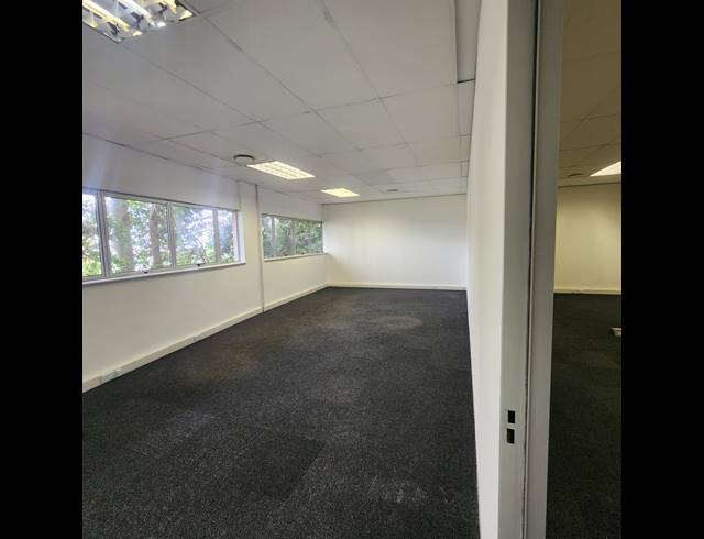 81M² OFFICE TO LET IN MORNINGSIDE